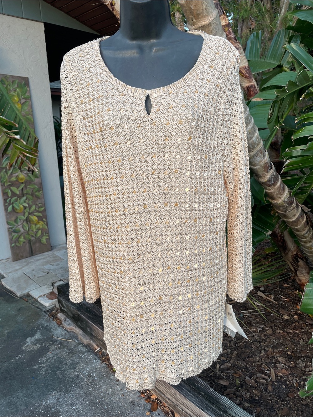 crochet lace top with sequence